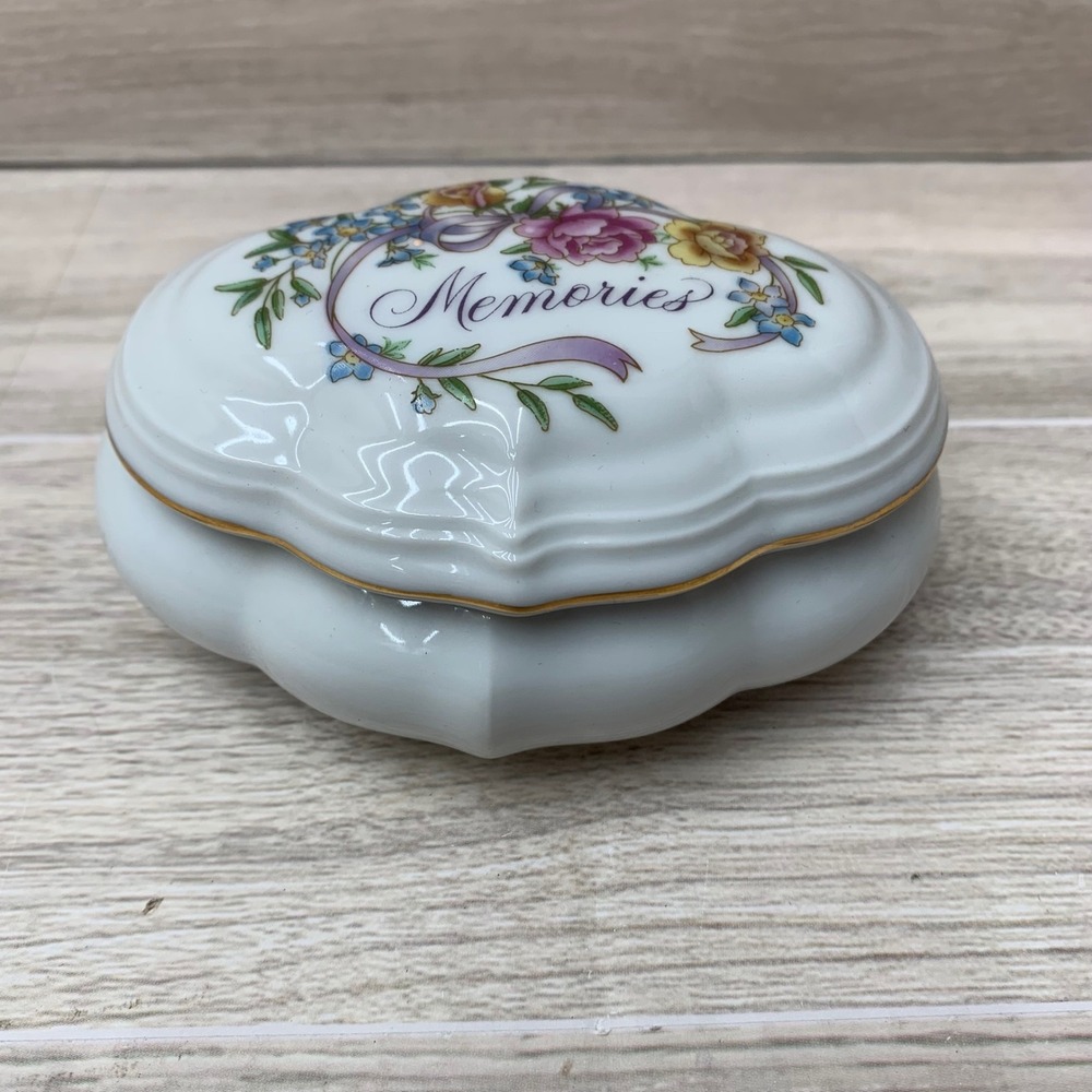 Vintage 1983 Avon Memories are for Sharing Floral Porcelain Trinket Box White